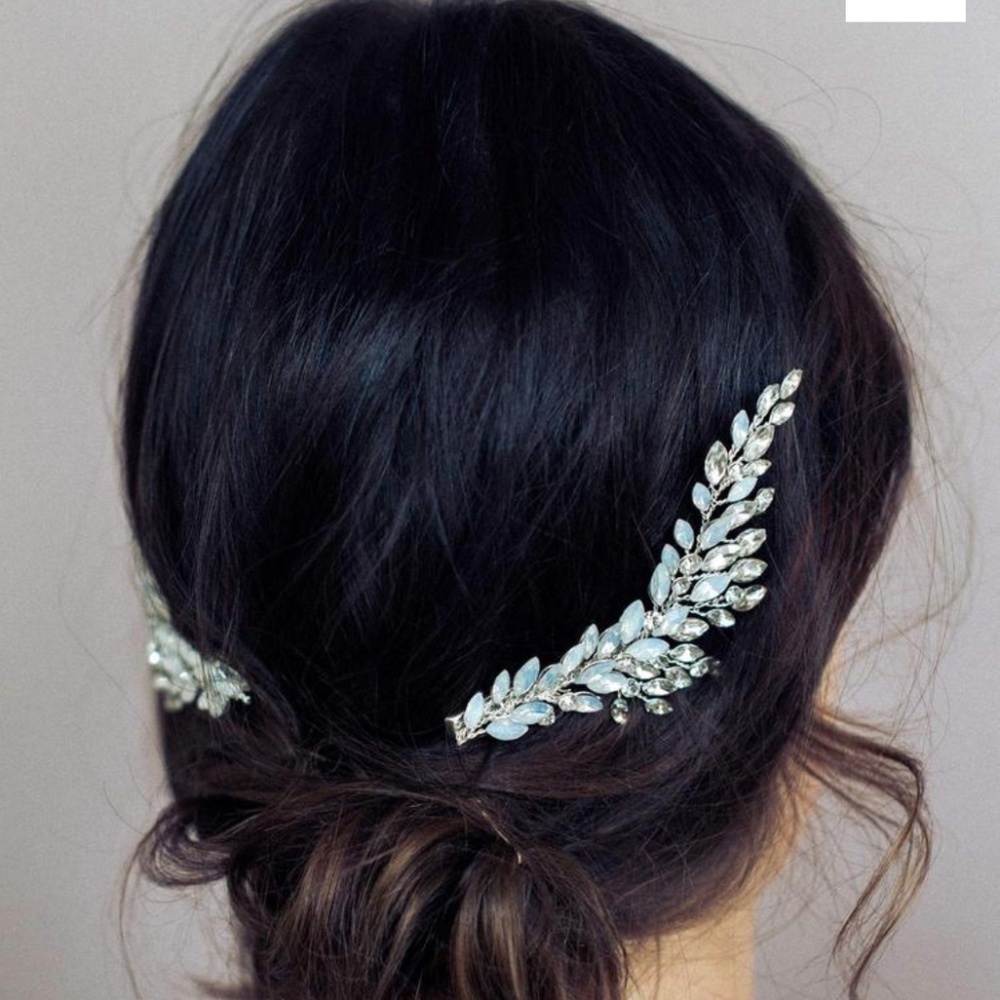 Crystal dove wing hairclips